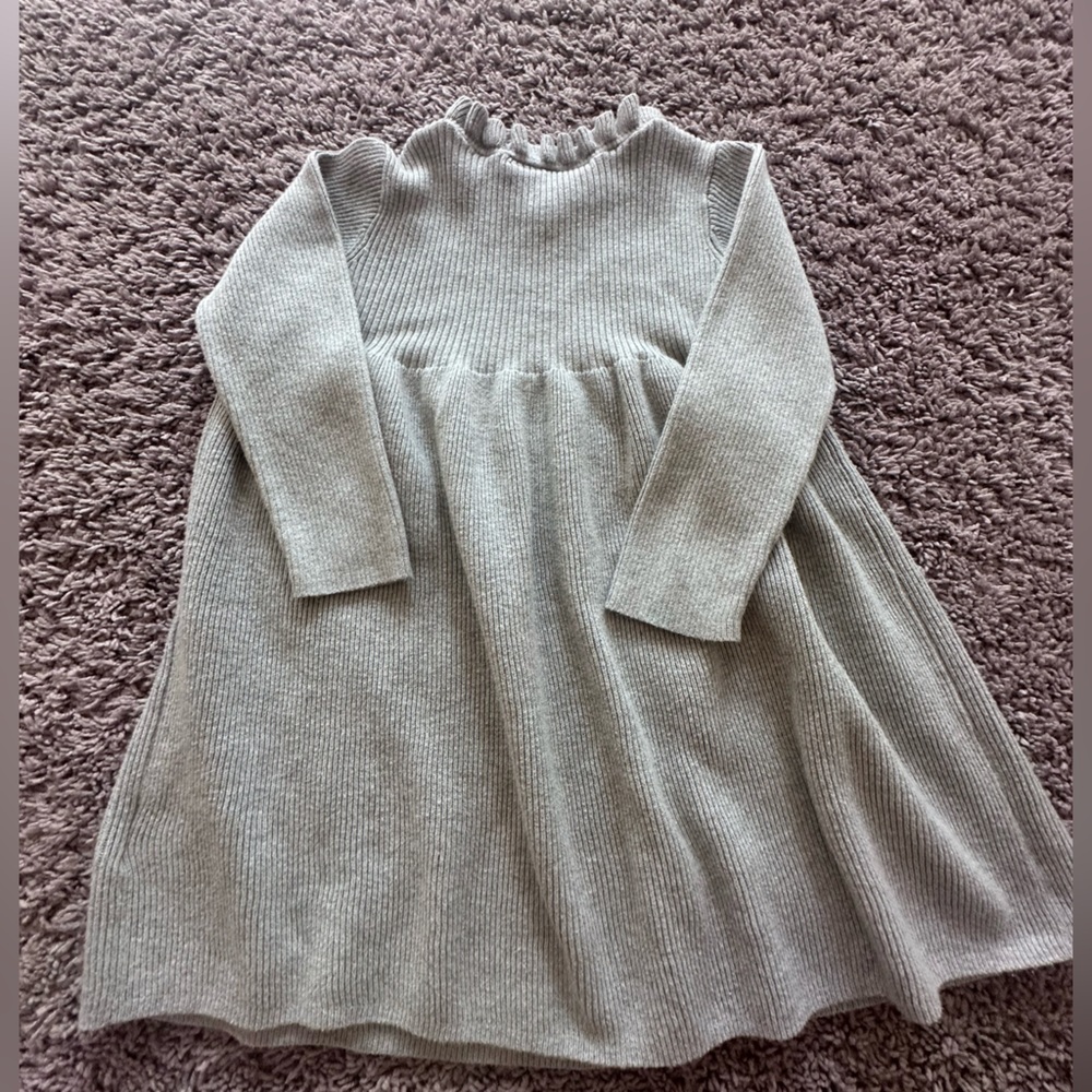 Preloved GAP Light Gray Girl’s Cowl Neck Sweater - Picture 3 of 3